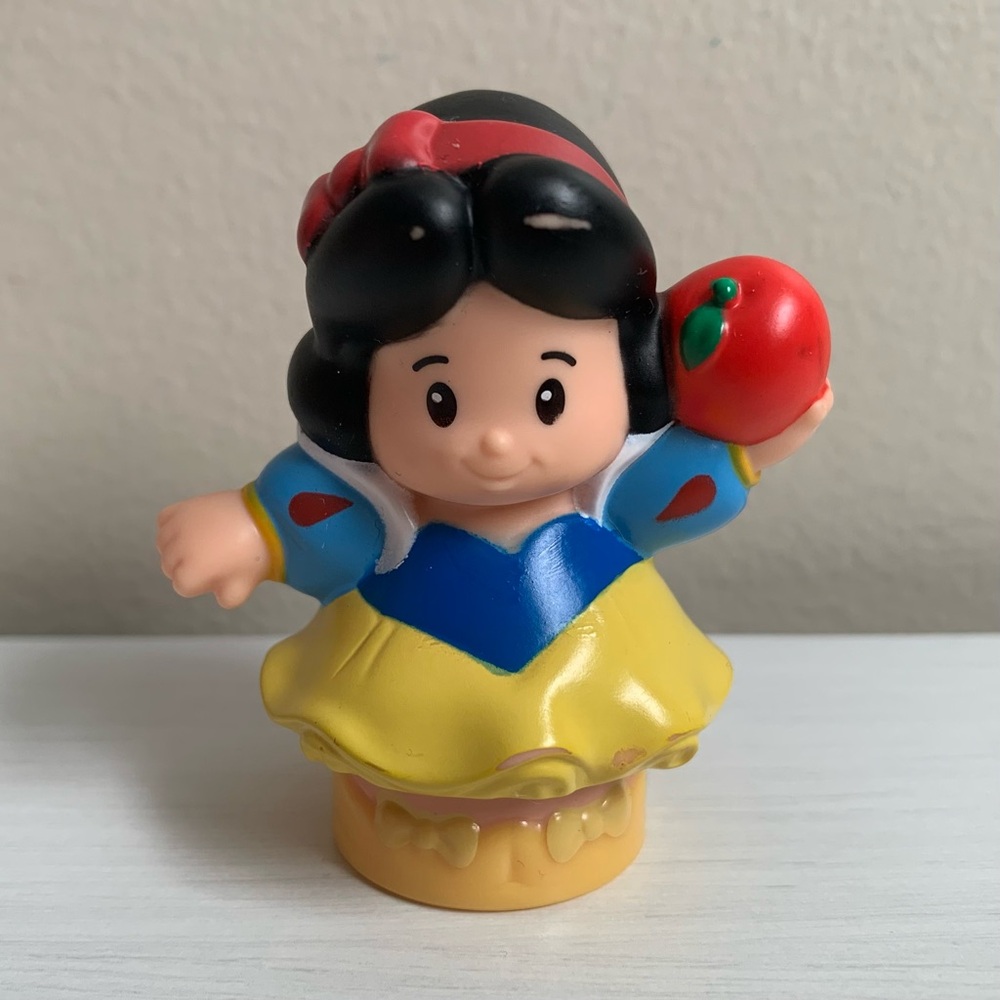 Fisher-Price Little People Disney Princess Snow White Figure 2014